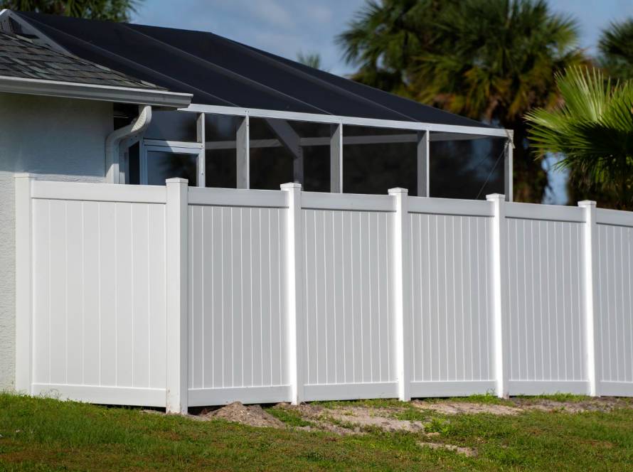 fence builder Auckland